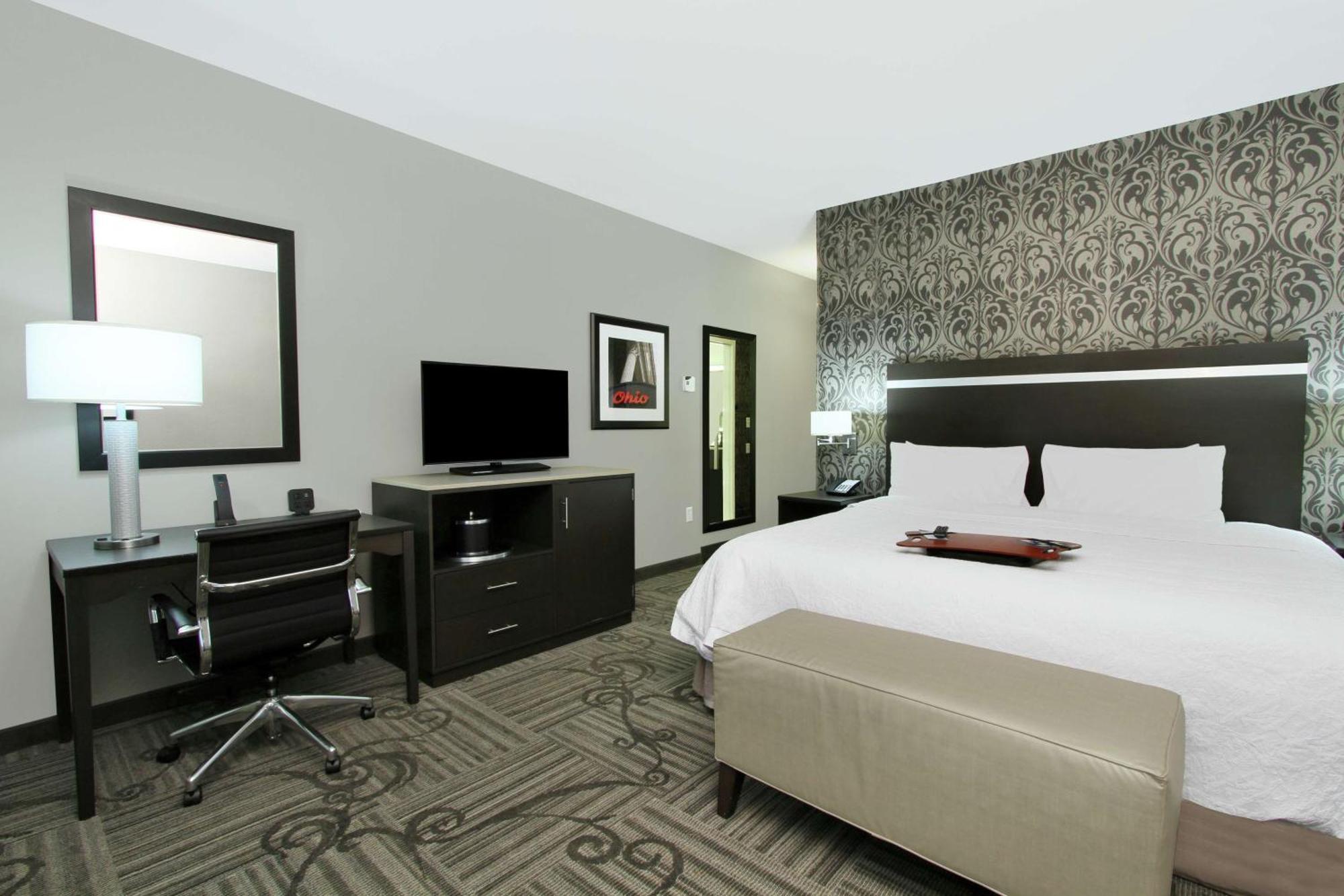 Hampton Inn & Suites Columbus/University Area Bagian luar foto