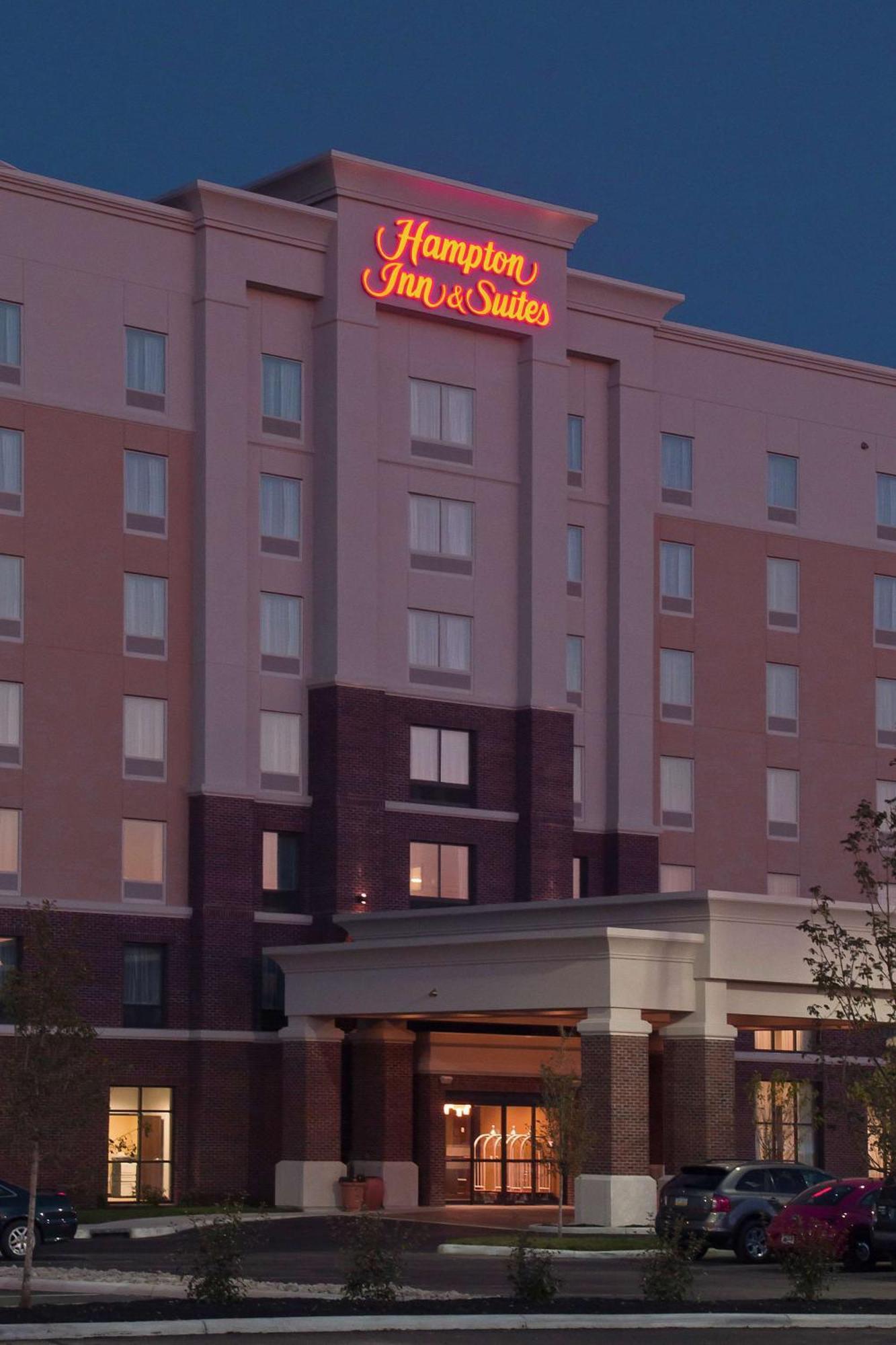 Hampton Inn & Suites Columbus/University Area Bagian luar foto