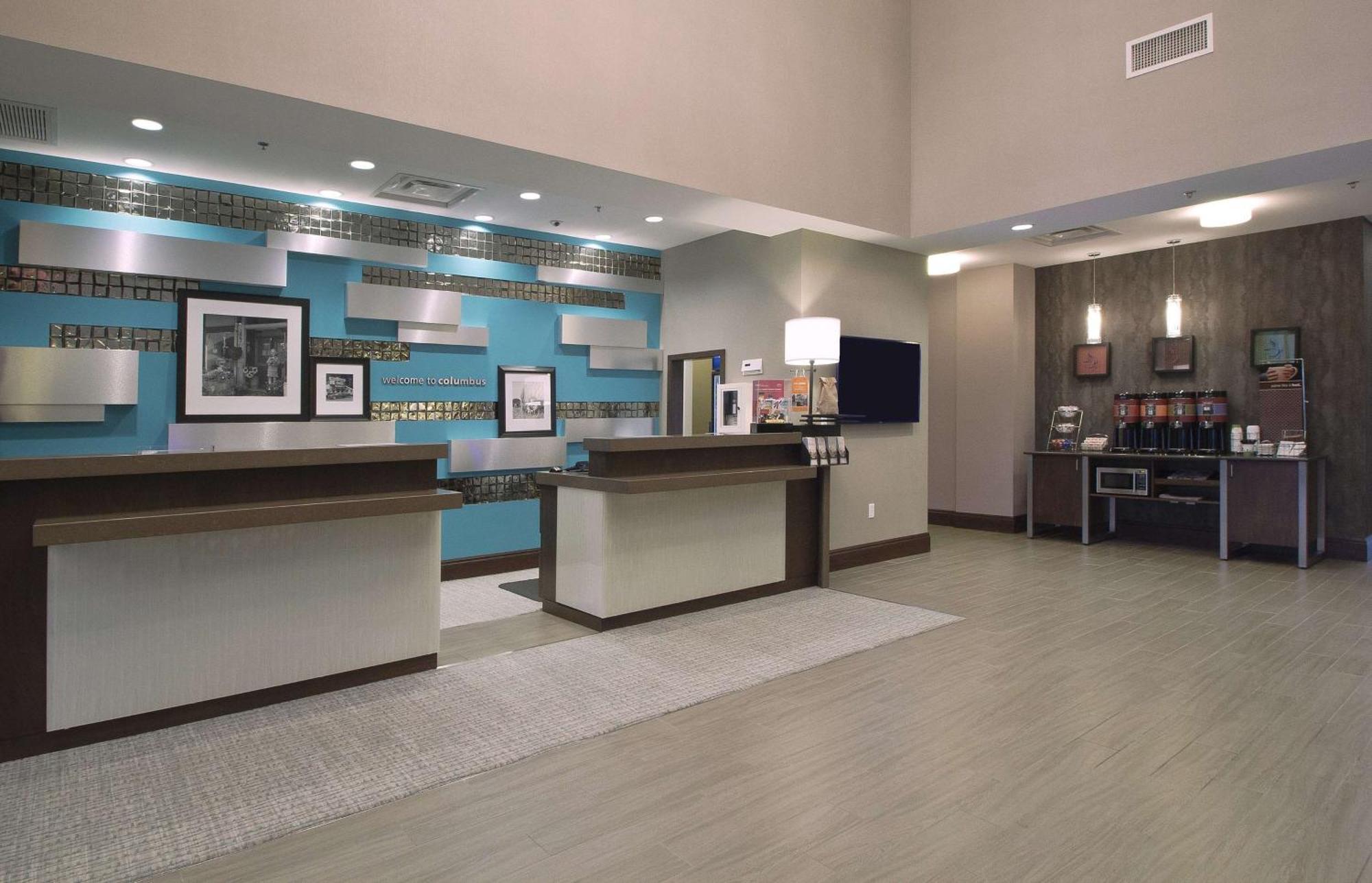 Hampton Inn & Suites Columbus/University Area Bagian luar foto
